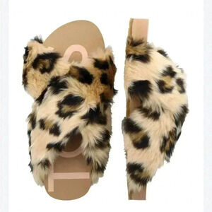 Tom’s Susie Eva Animal Print Slides